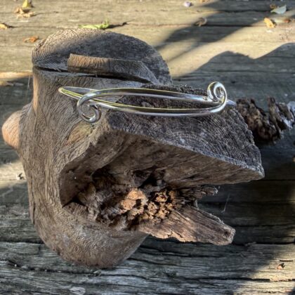 Bangle-sterling silver-curly ends-shiny-sandrakernsjewellery