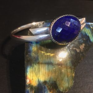 Lapis-lazuli-bangle-silver-front-sandrakernsjewellery