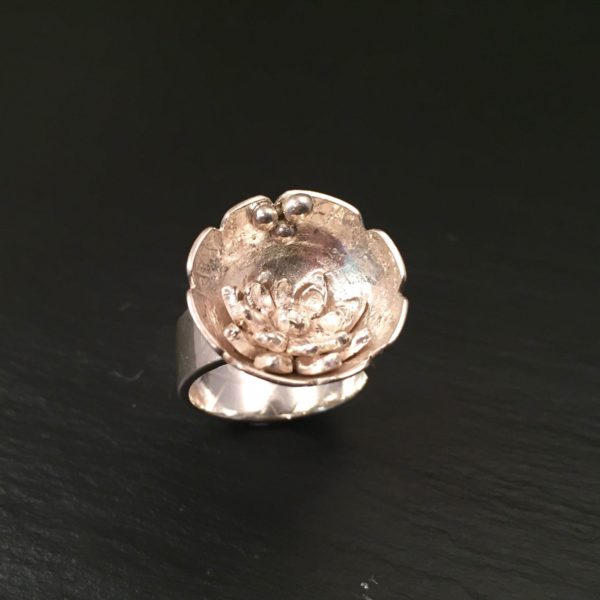 dome-flower-bobble-sandrakernsjewellery