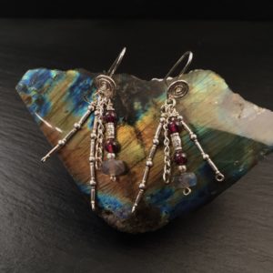 garnet-labradorite-swirl-earrings-sandrakernsjewellery