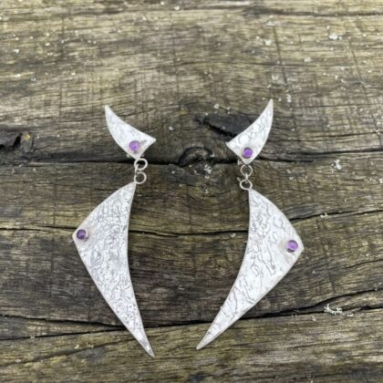 geometric-earrings-amethyst-stud-hammered-sandrakernsjewellery