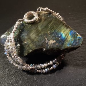 labradorite-bracelet-triple-front-1-sandrakernsjewellery