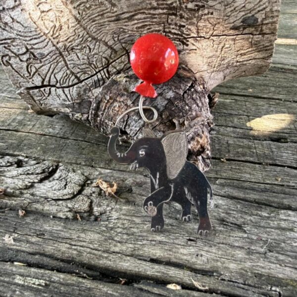 manny-elephant-brooch-enamel-silver-front-sandrakernsjewellery manny-elephant-brooch-enamel-silver-front-sandrakernsjewellery