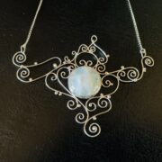 moonstone-blue-white-necklace-front-sandrakernsjewellery