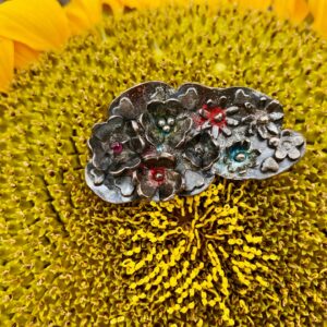 patinated-flower-brooch-front-sandrakernsjewellery