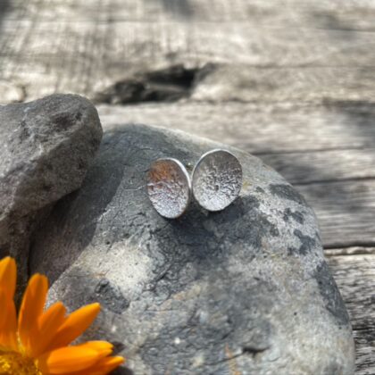 reticulated-silver-domed-earrings-front-sandrakernsjewellery