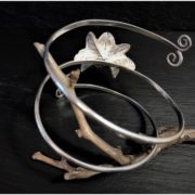 spiral-bangle-geranium-pearl-reverse-sandrakernsjewellery